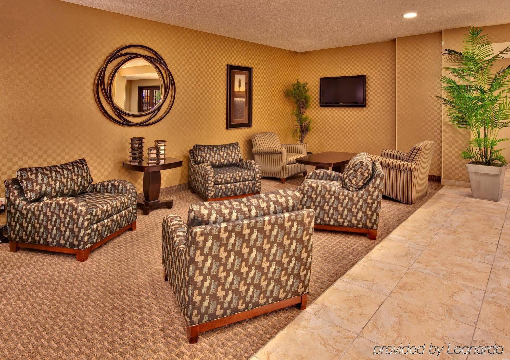 Holiday Inn Express Hotel & Suites Council Bluffs - Convention Center Area By Ihg Exterior photo